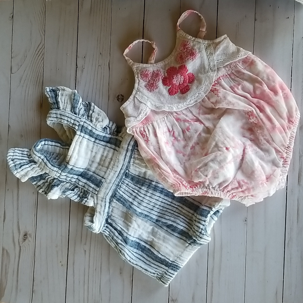 Mimi & Maggie gauze‎ rompers 3-6mo